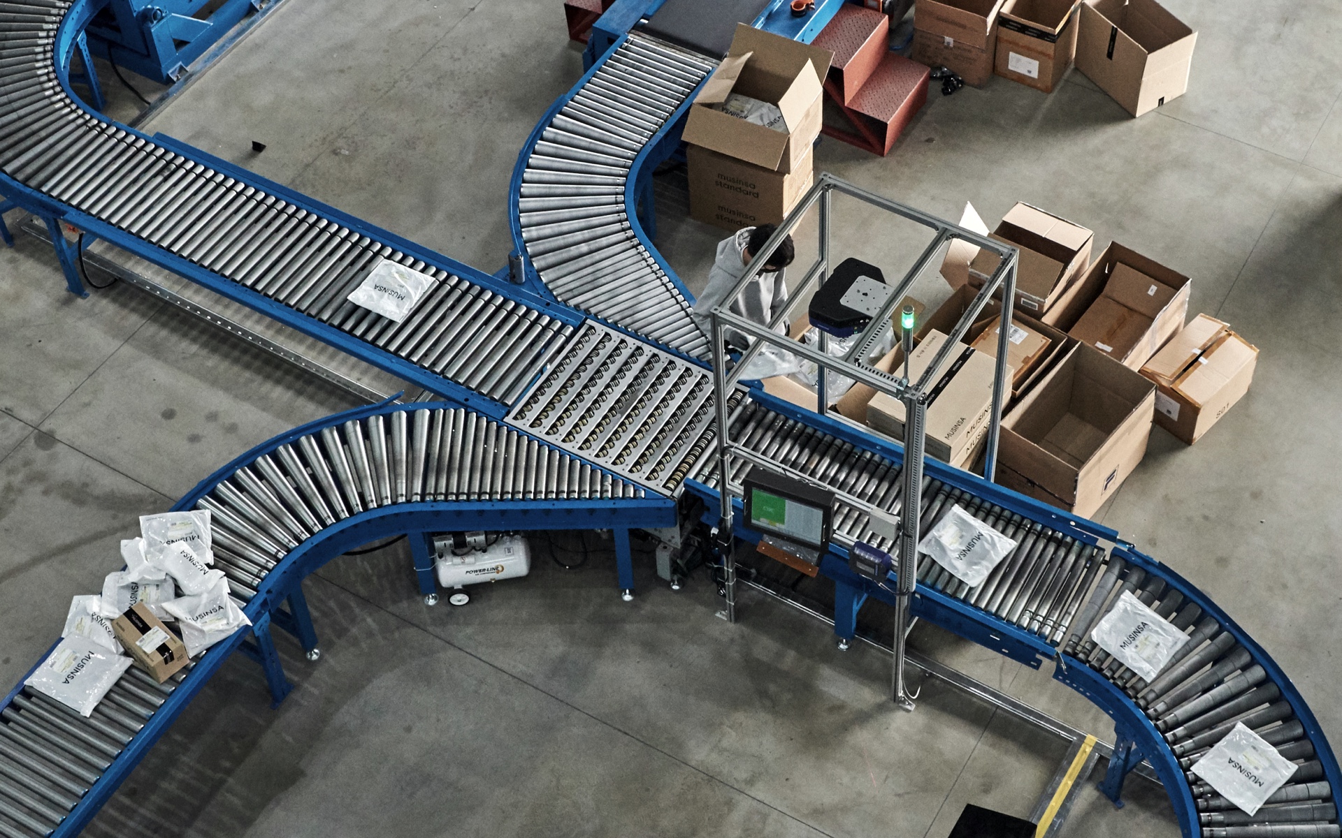 무신사 로지스틱스는